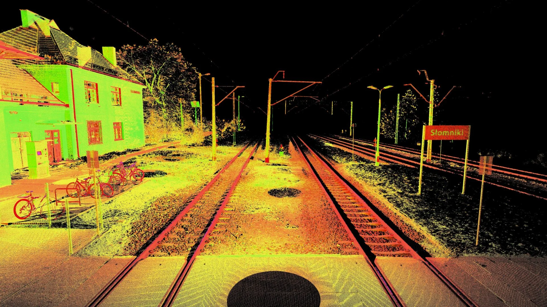 inwentaryzacja laserowa 3D nastawni kolejowej w SŁomnikach- skan budynku